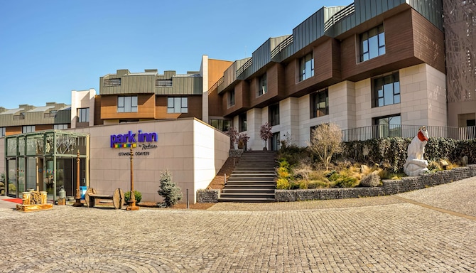 Park Inn by Radisson Istanbul Airport, Odayeri - Exterior