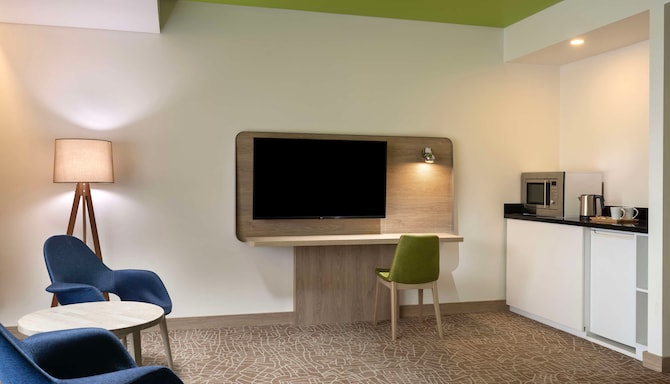 Park Inn by Radisson Istanbul Airport, Odayeri - Junior Suite