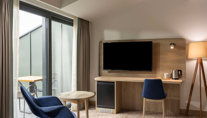 Park Inn by Radisson Istanbul Airport, Odayeri - Superior Room - Forest View & Balcony