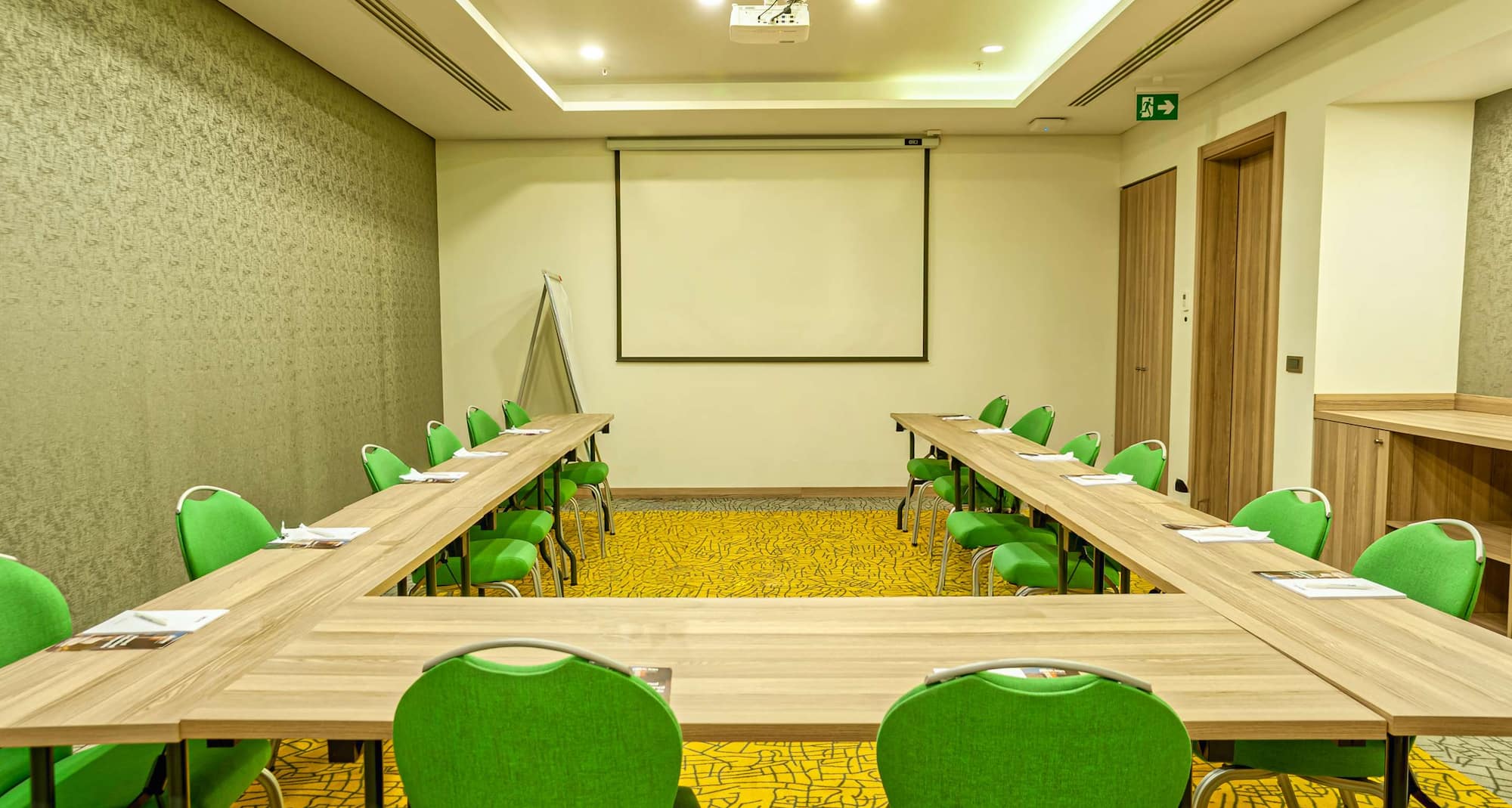 Park Inn by Radisson Istanbul Airport, Odayeri - Begonya Meeting Room