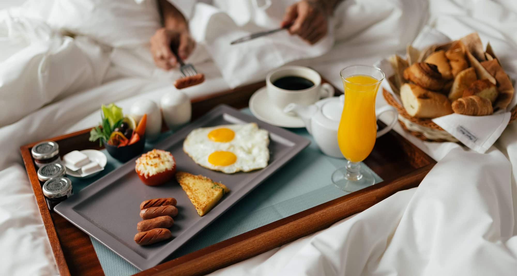 Park Inn by Radisson Istanbul Airport, Odayeri - Breakfast in bed lifestyle