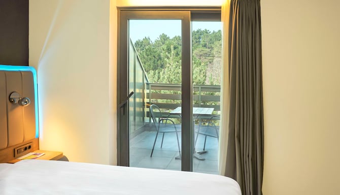 Park Inn by Radisson Istanbul Airport, Odayeri - Suite With Terrace