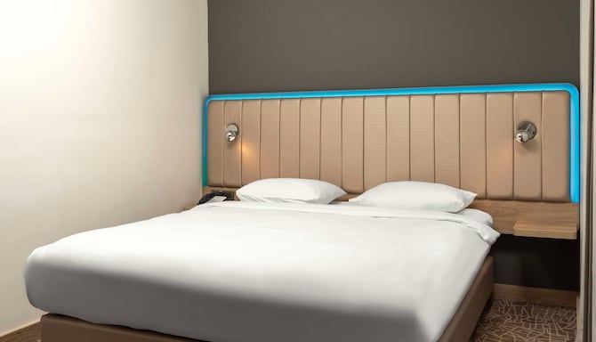 Park Inn by Radisson Istanbul Airport, Odayeri -  Suite - Forest View & Terrace