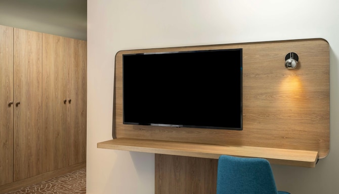 Park Inn by Radisson Istanbul Airport, Odayeri -  Suite - Forest View & Terrace