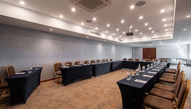 Park Inn by Radisson Istanbul Asia Kavacik - Azha Meeting Room