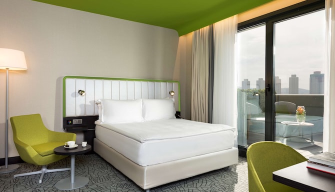 Park Inn by Radisson Istanbul Atasehir - Superior Room