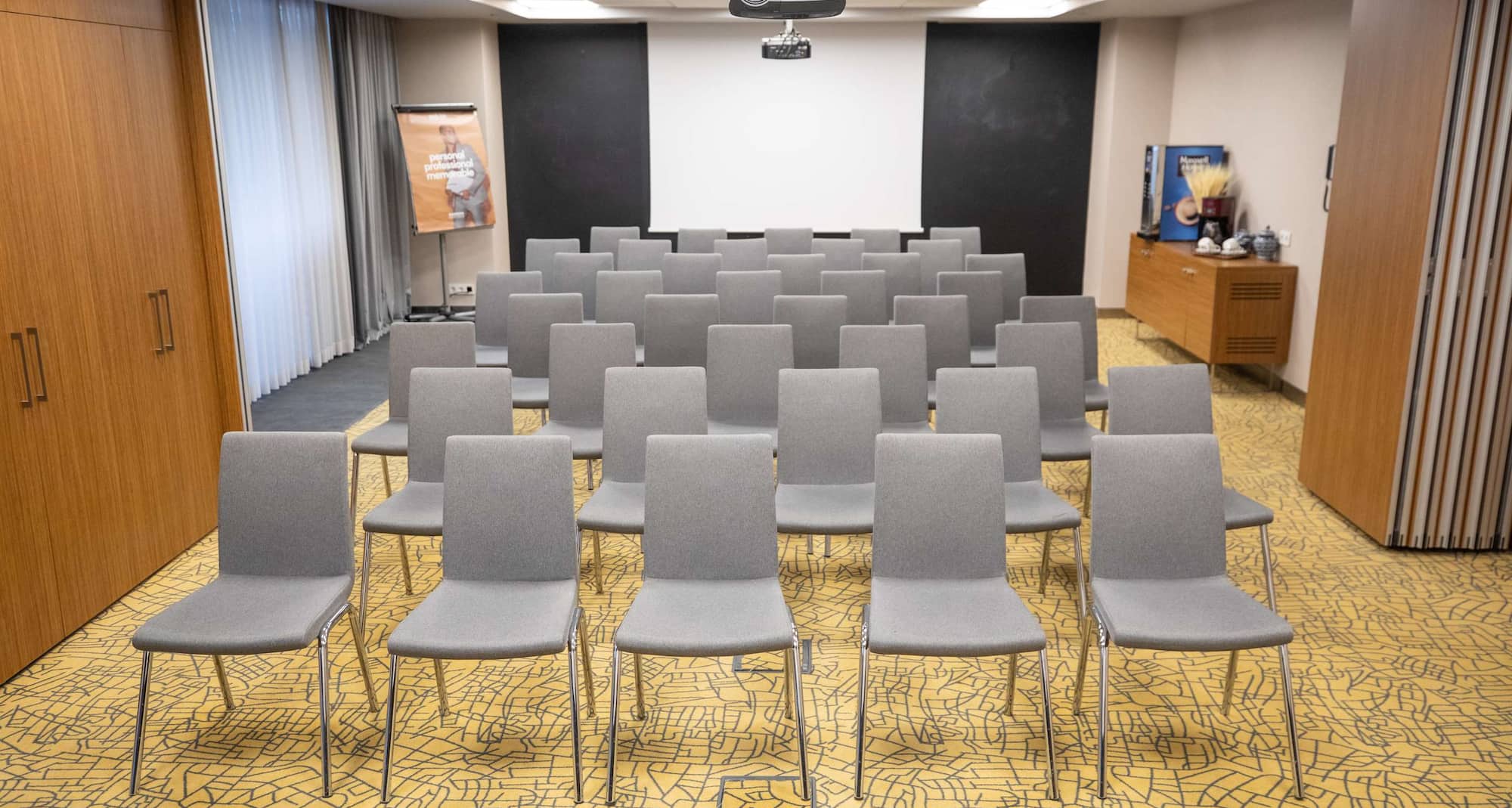 Park Inn by Radisson Istanbul Atasehir - Meeting Room 3and4 Theatre