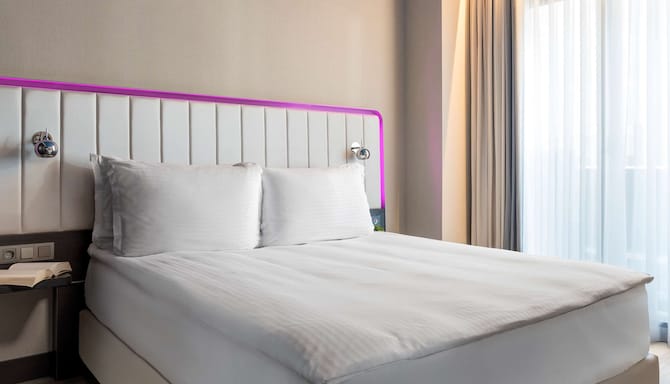 Park Inn by Radisson Istanbul Atasehir - Two Bedroom Suite Bed