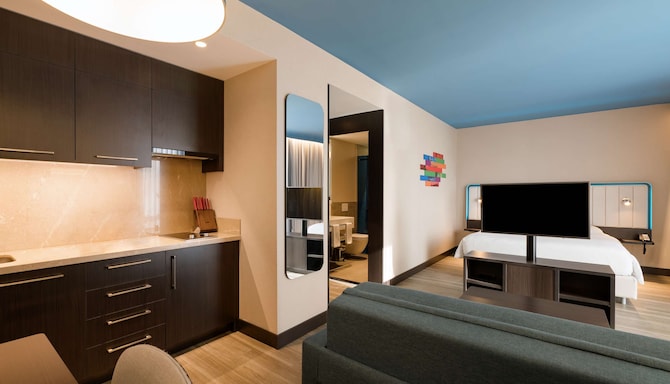 Park Inn by Radisson Istanbul Atasehir - One Bedroom Suite