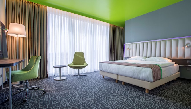 Park Inn by Radisson Istanbul Ataturk Airport - 客房