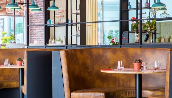 Park Inn by Radisson İstanbul Atatürk Havalimanı - Restoran