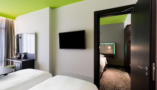 Park Inn by Radisson Izmir - Family Room