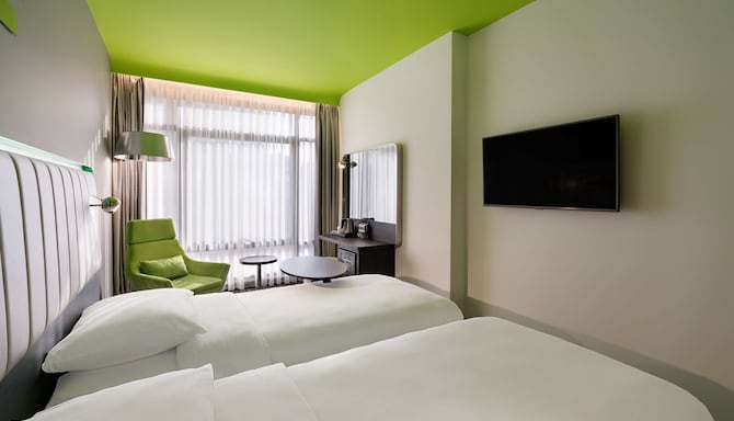 Park Inn by Radisson Izmir - Standard Room - Twin