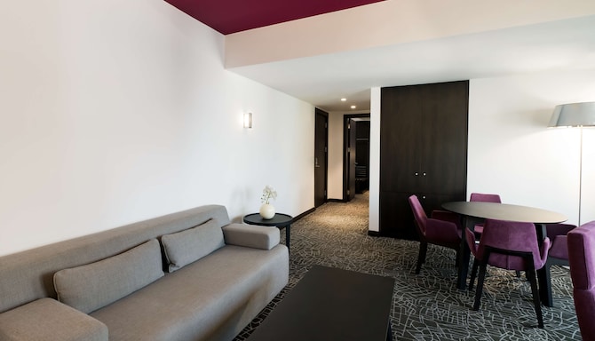 Park Inn by Radisson Izmir - Suite