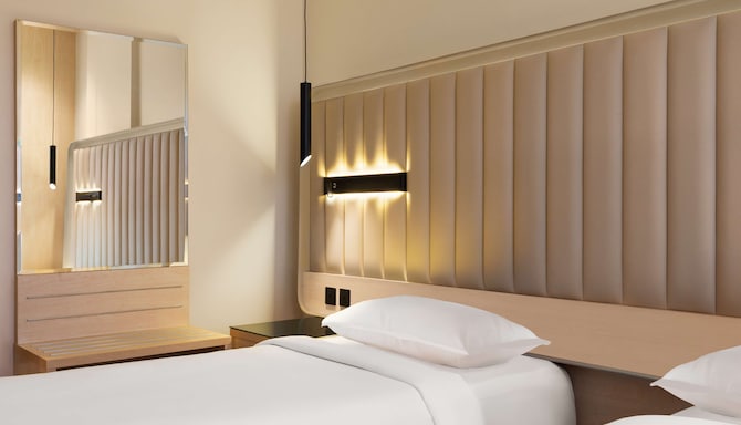 Park Inn by Radisson Jeddah Al Hamra - Twin Standard Room