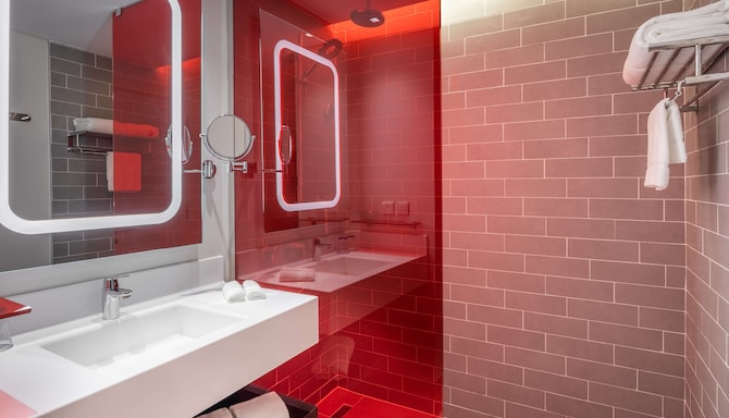 Park Inn by Radisson Jeddah Madinah Road - غرفة الضيوف