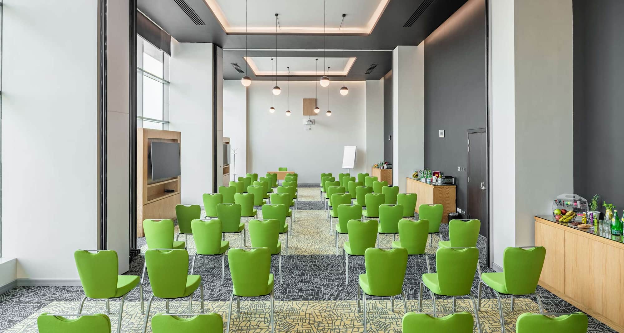 Park Inn by Radisson Jeddah Madinah Road - Meeting room large -  theatre setup