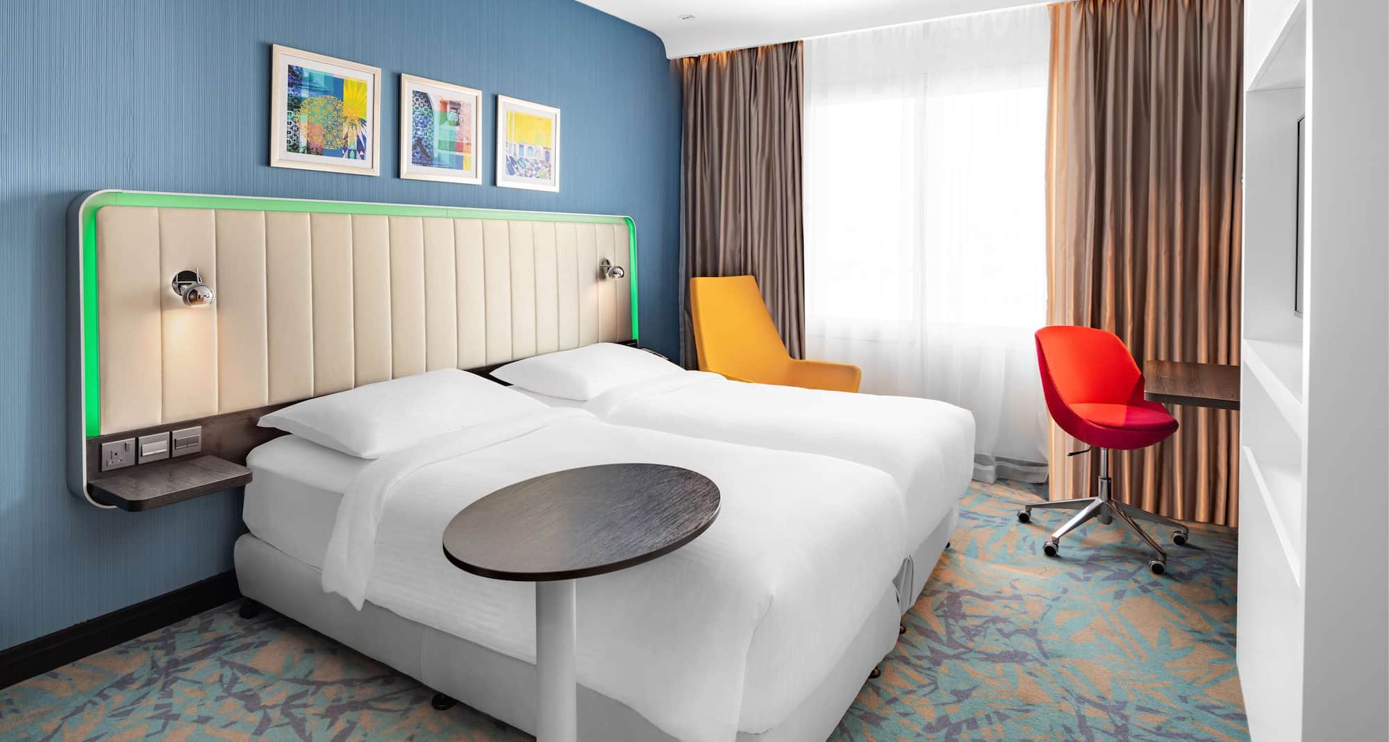 Park Inn by Radisson Jubail Industrial City - Standard Room with twin beds