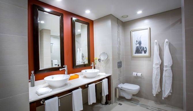 Park Inn by Radisson Kigali - Bain de suite