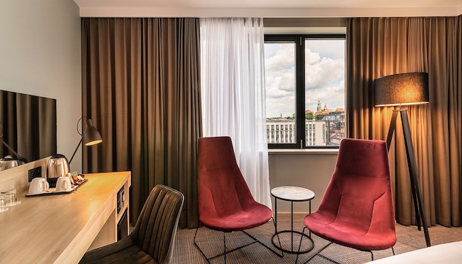 Park Inn by Radisson Krakow - Superior Room with Wawel Castle view
