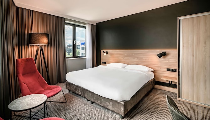 Park Inn by Radisson Krakow - Superior Room with Wawel Castle view