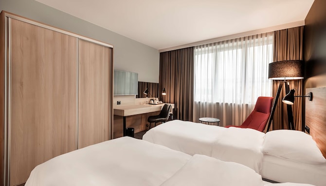 Park Inn by Radisson Krakow - Standard Room & Family Room