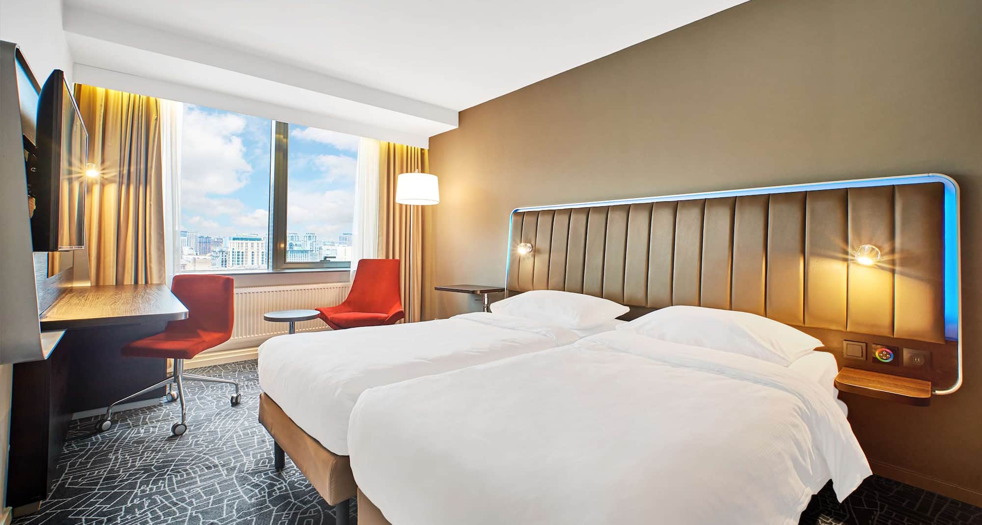 Park Inn by Radisson Kyiv Troyitska - номер с кроватями Twin