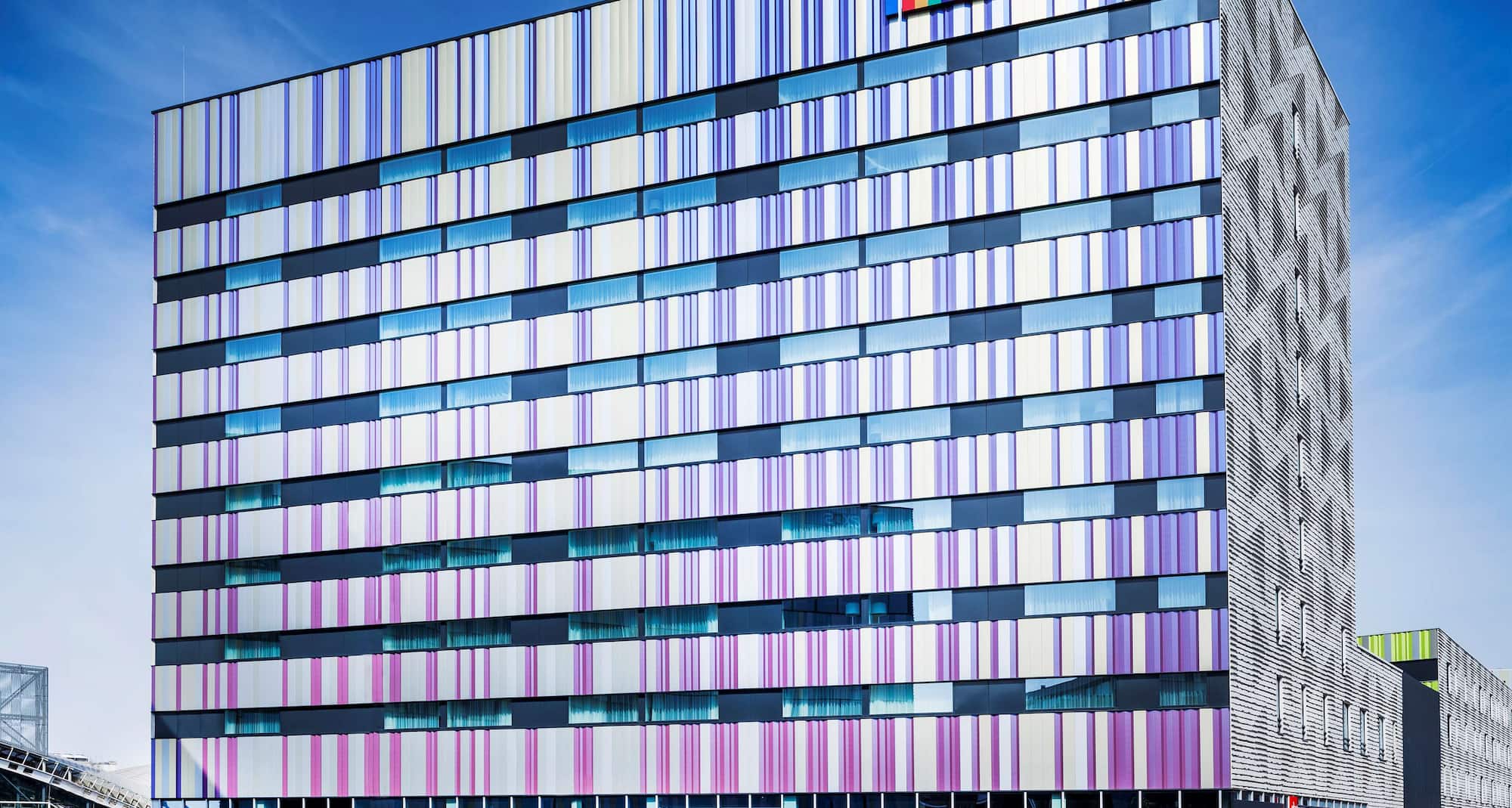 Park Inn by Radisson Leuven - Visuale esterna