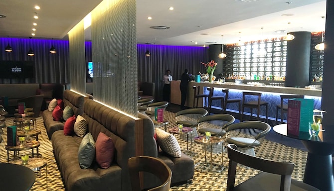 Park Inn by Radisson Libreville - Bar