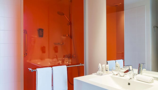 Park Inn by Radisson Lille Grand Stade - Badezimmer eines Gästezimmers