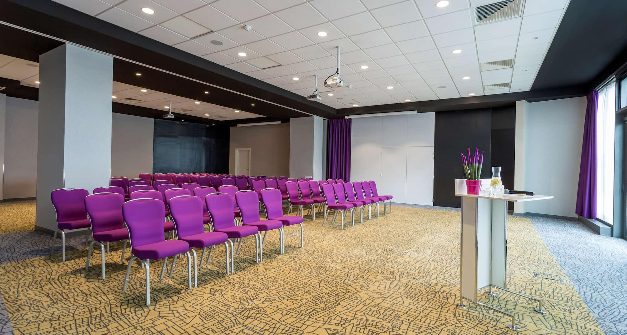 Park Inn by Radisson Lille Grand Stade – Vergaderruimte