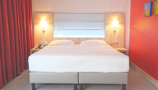 Park Inn by Radisson Linz - Superior Zimmer / Bett