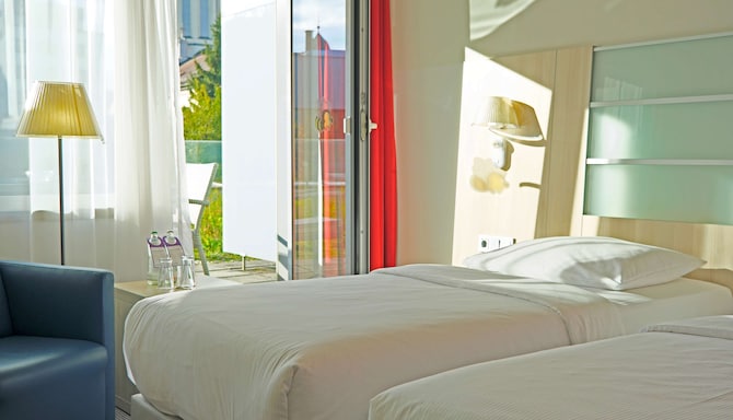 Park Inn by Radisson Linz - Standard Zimmer Terrasse