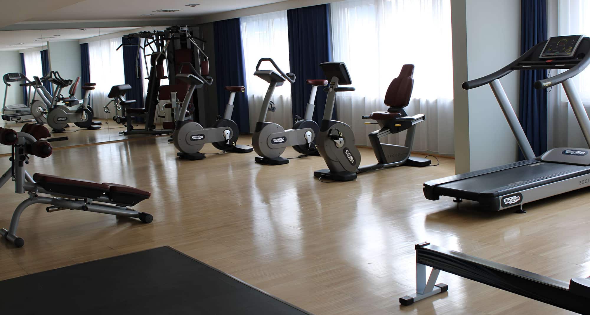 Park Inn by Radisson Linz - Fitness Room