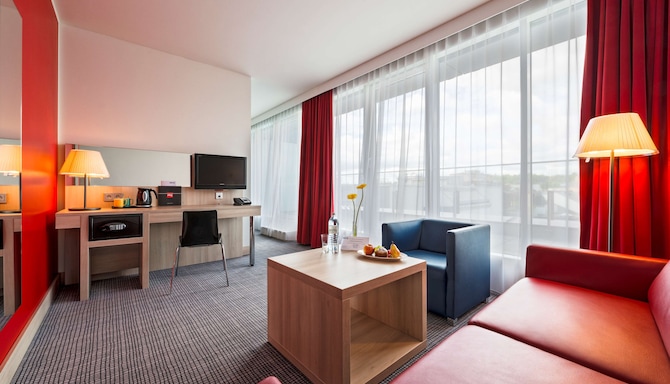 Park Inn by Radisson Linz - Suite