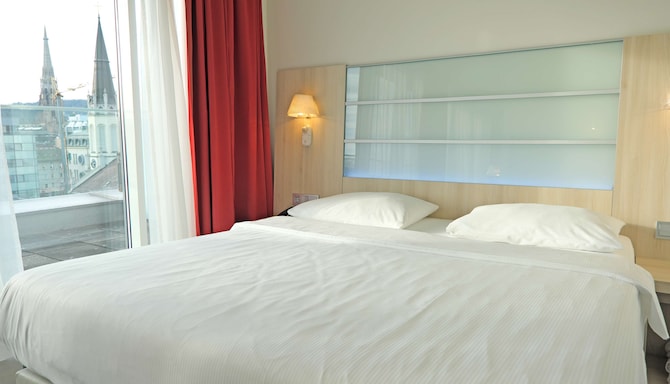 Park Inn by Radisson Linz - Junior Suite