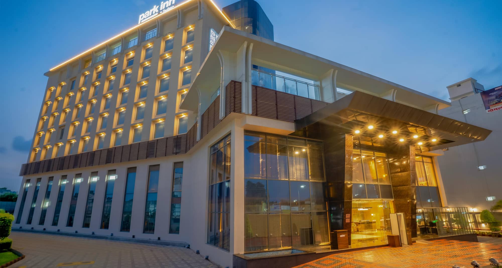 Park Inn by Radisson Lucknow Vikas Nagar - Facade Hotel