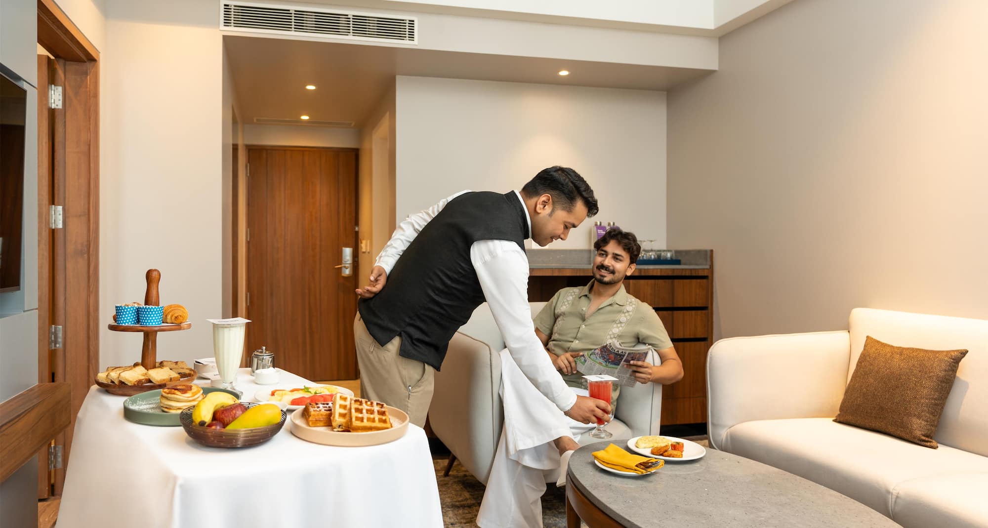 Park Inn by Radisson Lucknow Vikas Nagar - In room dining