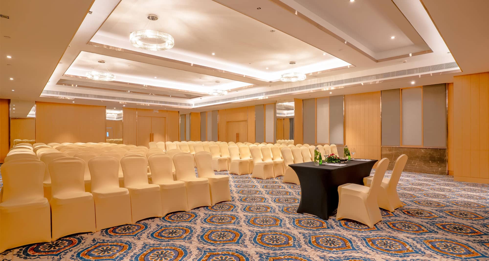 Park Inn by Radisson Lucknow Vikas Nagar - Aluna Meeting Room