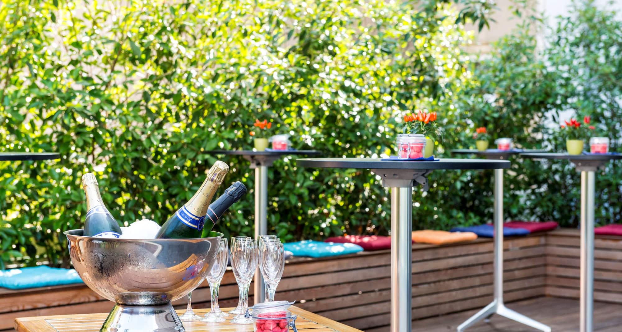 Park Inn by Radisson Luxembourg City - Champagne Outside