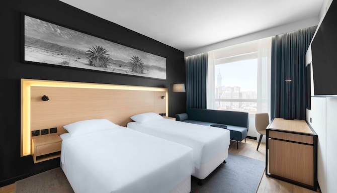 Park Inn by Radisson Makkah Thakher Alsharqi - Superior Room with twin beds