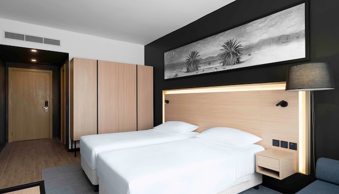 Park Inn by Radisson Makkah Thakher Alsharqi - Superior Room with twin beds