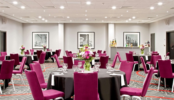 Park Inn by Radisson Manchester City Centre - Tagungsraum