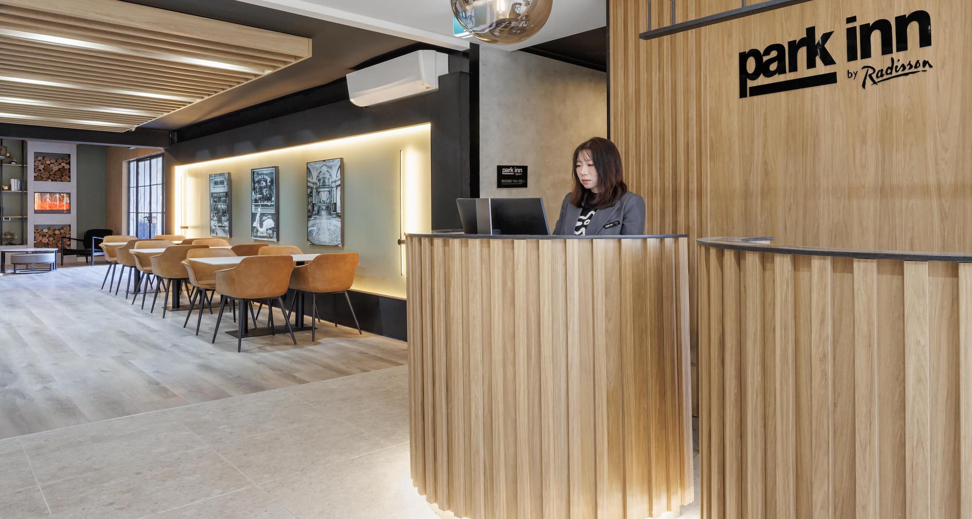 Park Inn By Radisson Melbourne Carlton - Reception