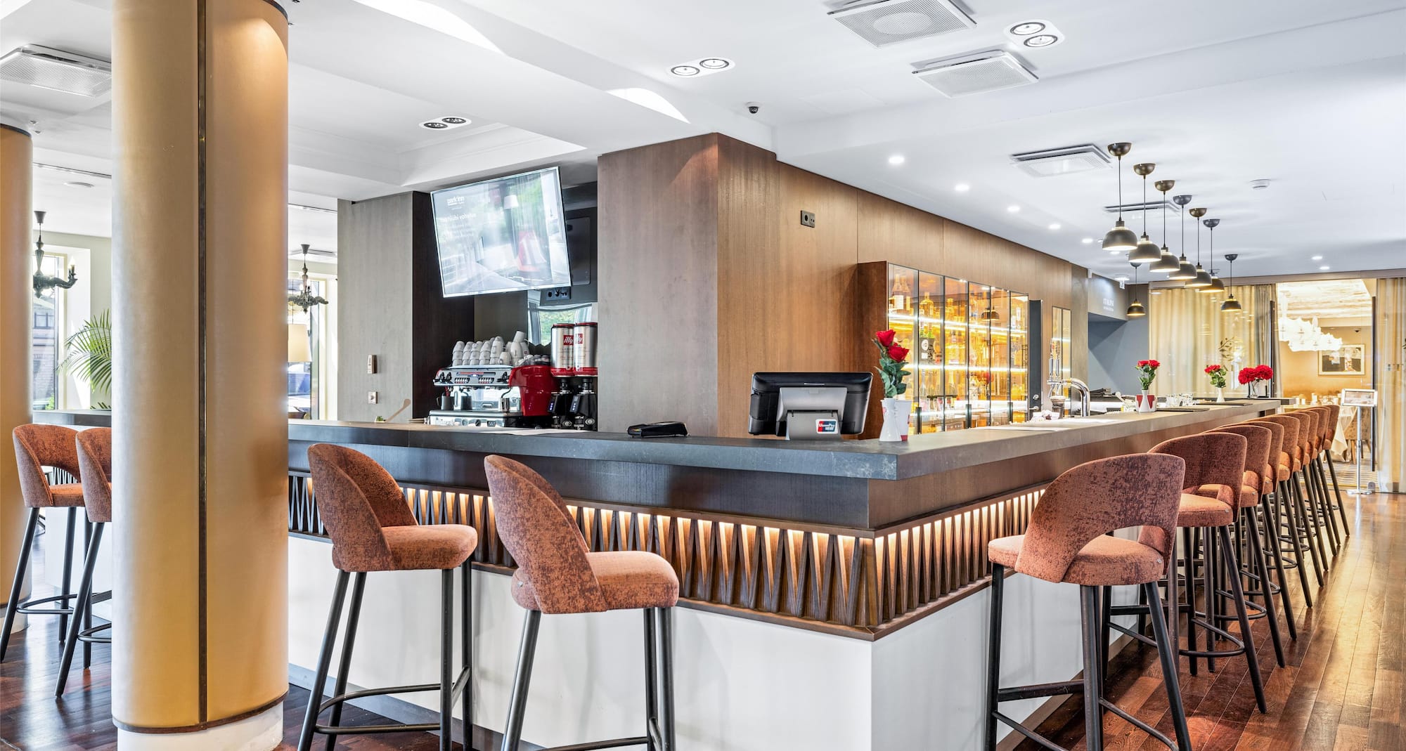 Park Inn by Radisson Meriton Conference and Spa Hotel Tallinn - Italini Bar Lounge
