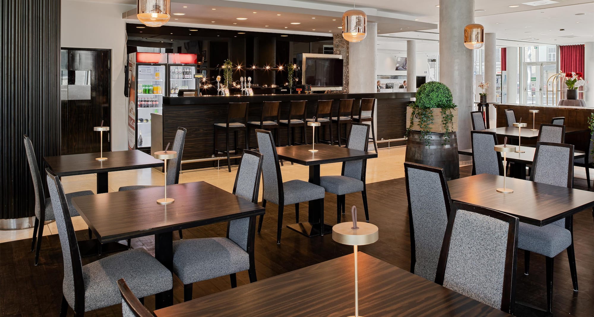 Park Inn by Radisson Meriton Conference and Spa Hotel Tallinn - Grill250°