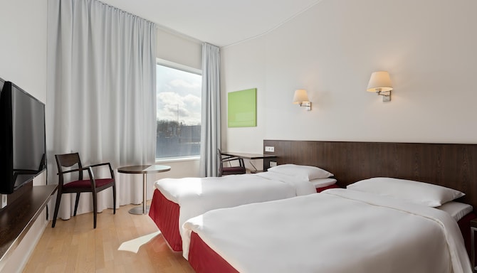 Park Inn by Radisson Meriton Conference & Spa Hotel Tallinn - Hotellihuone
