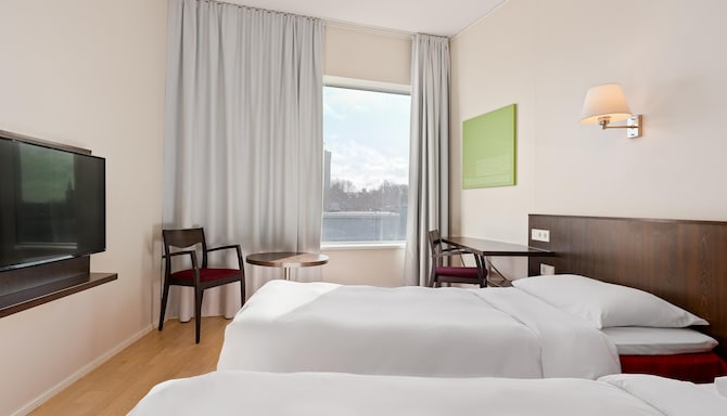 Park Inn by Radisson Meriton Conference & Spa Hotel Tallinn - Hotellihuone