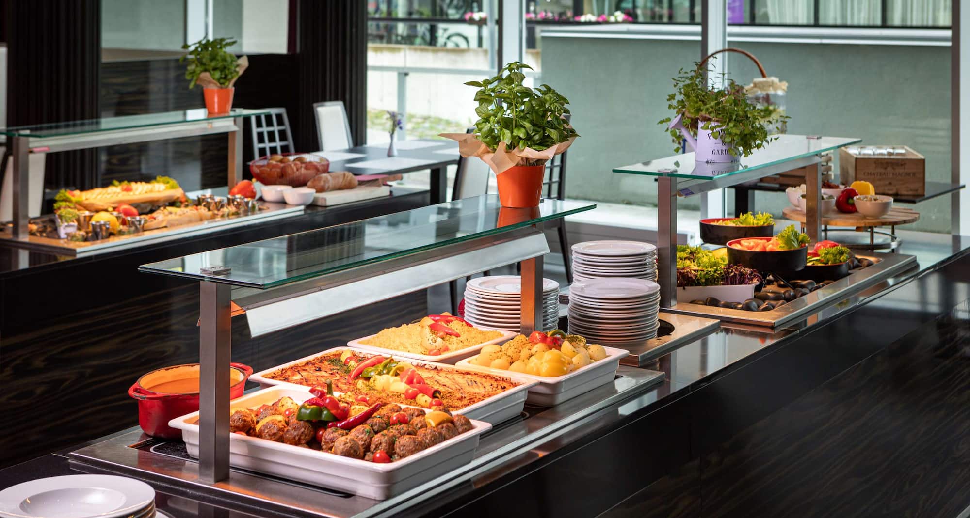 Park Inn by Radisson Meriton Conference & Spa Hotel i Tallinn (Estland): Restaurant Grill250°, lunsj-/middagsbuffé