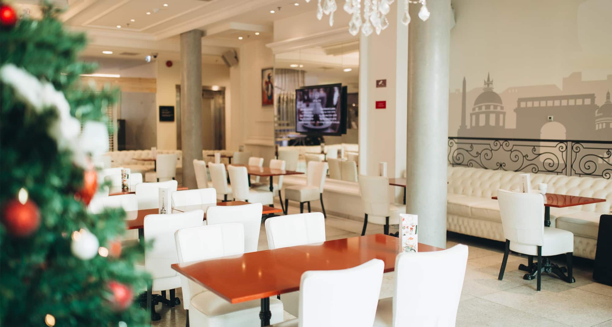 Park Inn by Radisson Meriton Conference and Spa Hotel Tallinn - Cafe Mademoiselle